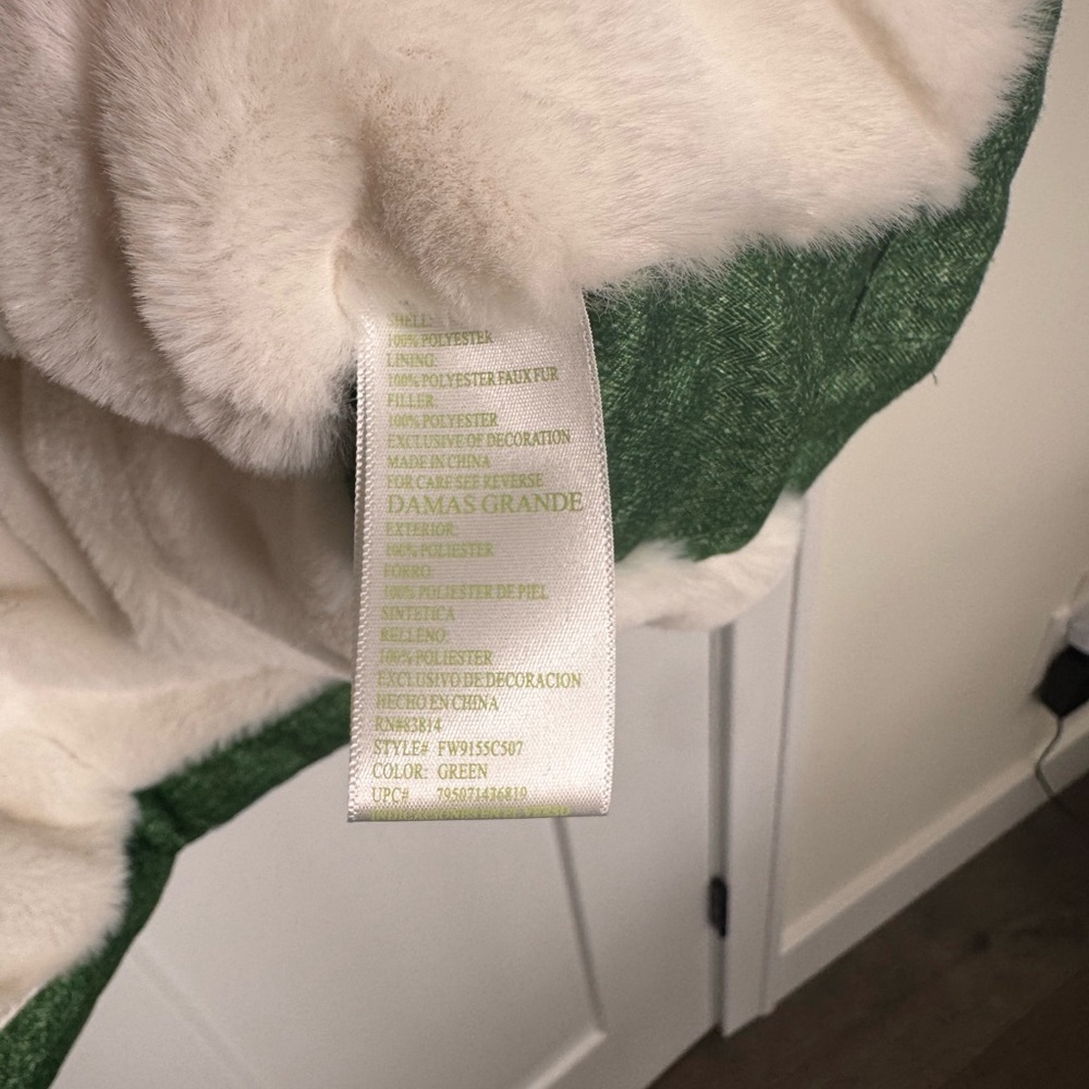 GreenTea Green Quilted Puffer Vest, New without Tag, Large - Picture 4 of 11